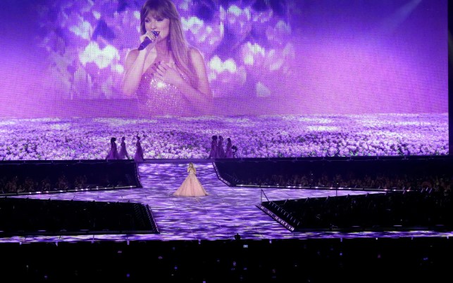 Taylor Swift Eras Tour Stage Taylor Swift Eras Tour Stage